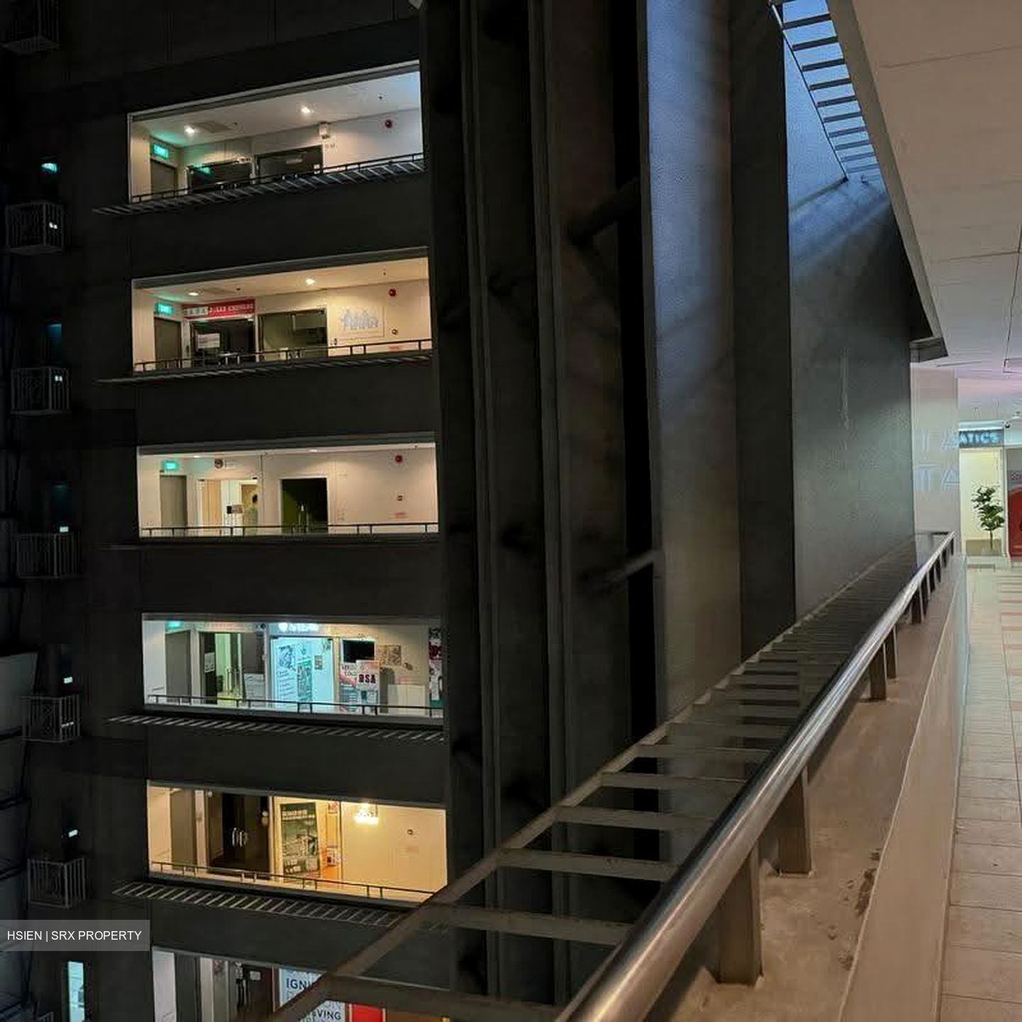 Parkway Centre (D15), Office #640238291